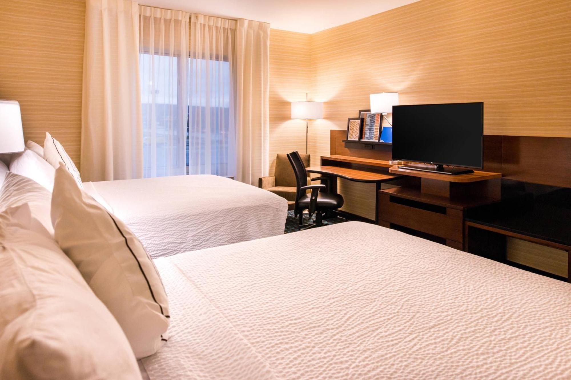 Fairfield Inn & Suites By Marriott Ютика Экстерьер фото